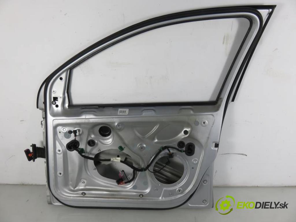 VW GOLF V 5 2.0 TDI BMM manual 6 stupňová 103 kW 140 km  Rámček Dvere PP  (Dvere)