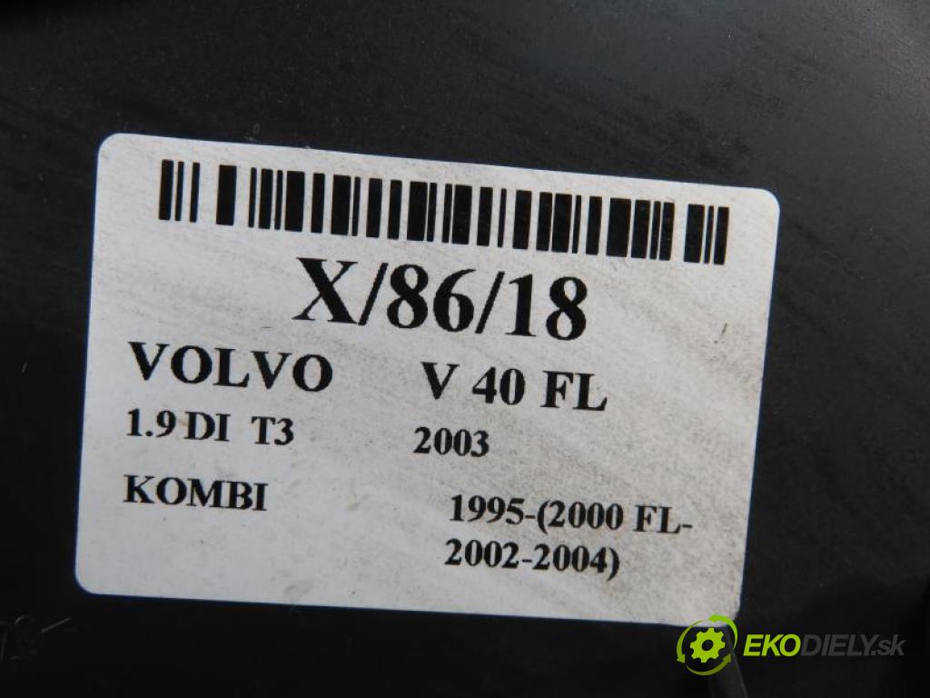 VOLVO V40 FL 1.9 DI  T3 D4192T3 manual 5 stupňová 85 kW 115 km  Priehradka, kastlík 30801106/30808049 (Priehradky, kastlíky)
