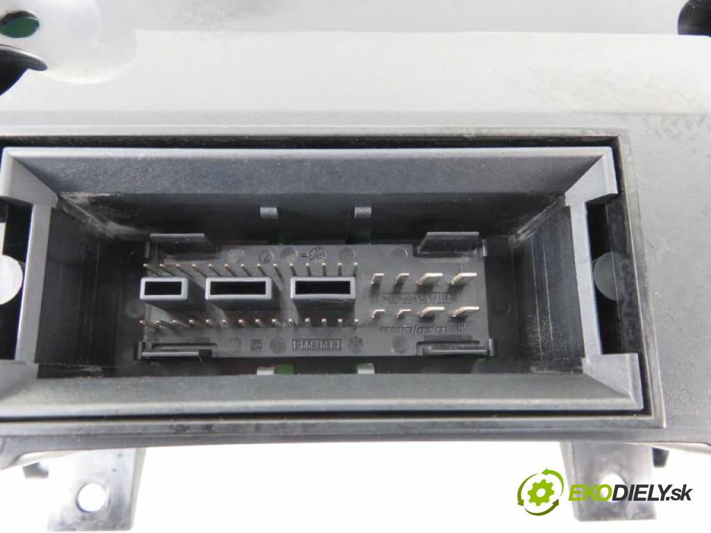 VW GOLF V 5 2.0 TDI BMM manual 6 stupňová 103 kW 140 km  Prístrojovka elektrický 1K0920874B/V0002000/110080375005 (Prístrojové dosky, displeje)