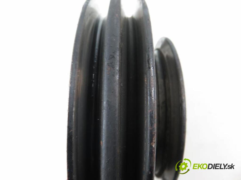 HYUNDAI GALLOPER II (JK-01) 2.5 TD INTERCOOLER D4BH manual 5 stupňová 4X4 73 kW 99 km  řemenice kolová Vačkového hřídele / kliky