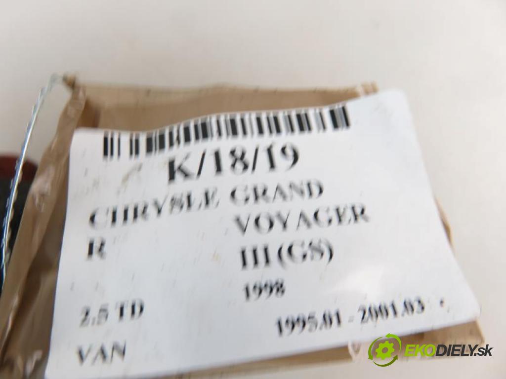 CHRYSLER GRAND VOYAGER III (GS) Kocka, vložka 3
