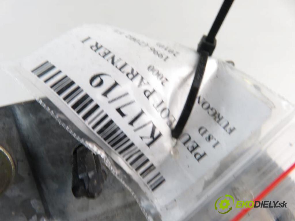 PEUGEOT PARTNER I 1.8 D A9A (XUD7) manual 5 stupňová 44 kW 60 km  Motorček stierače zad. 0390201408/3397020407 (Motorčeky stieračov predné)