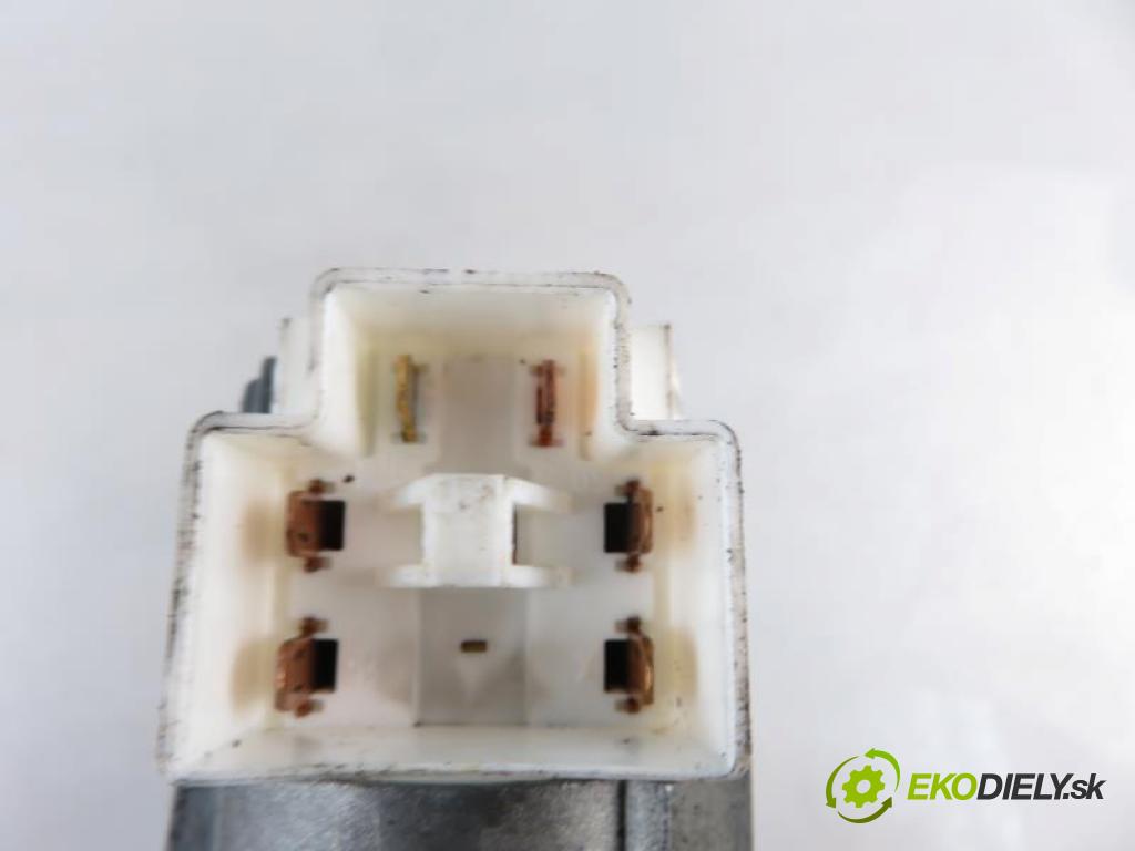 VW SHARAN I 1.9 TDI AVG, AFN manual 5 stupňová 81 kW 110 km  spínačka P012106 (Spínací skříňky a klíče)