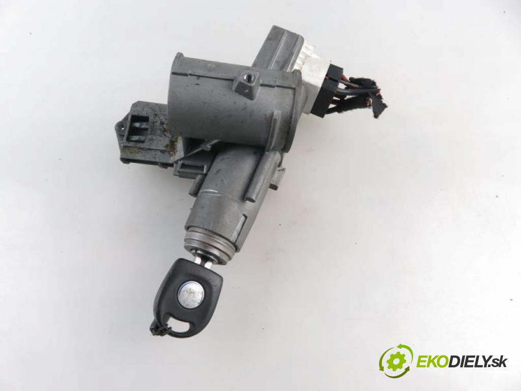 VW SHARAN I 1.9 TDI AVG, AFN manual 5 stupňová 81 kW 110 km  spínačka P012106 (Spínací skříňky a klíče)