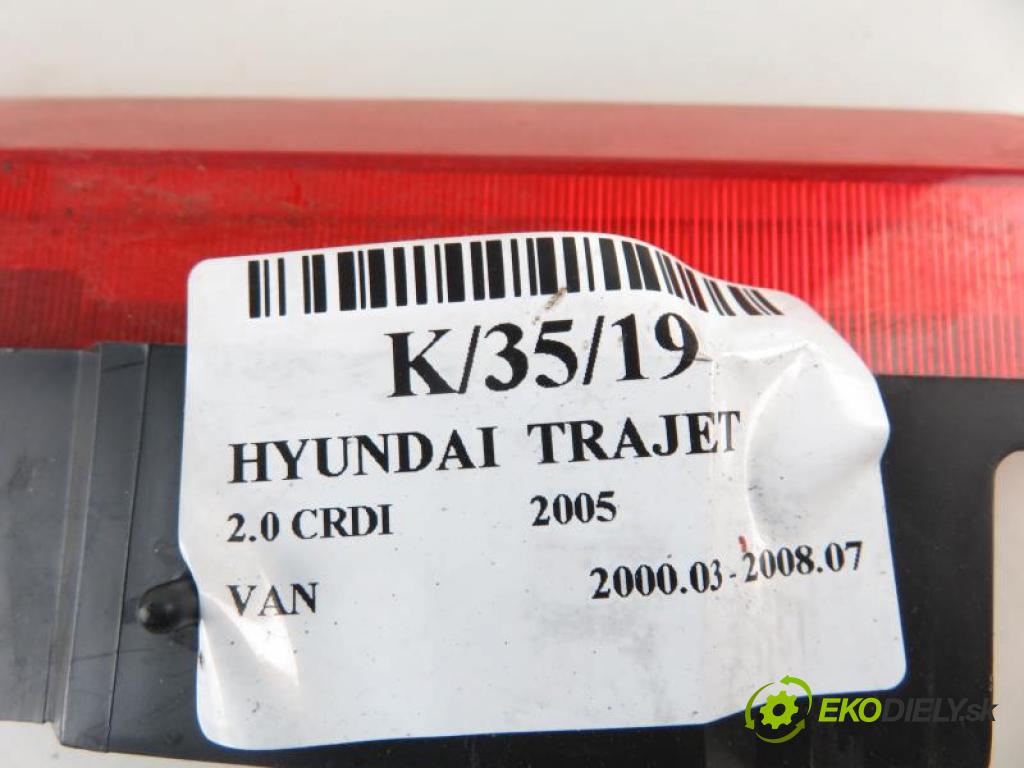 HYUNDAI TRAJET 2.0 CRDI D4EA manual 5 stupňová 83 kW 113 km  svetlo bŕzd 927503A010 (Brzdové svetlá zadné (horné))