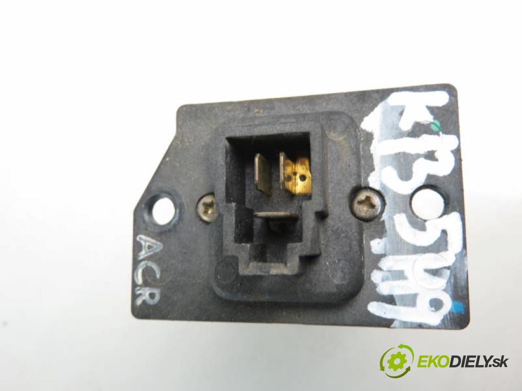 HYUNDAI TRAJET 2.0 CRDI D4EA manual 5 stupňová 83 kW 113 km  rezistor / reostat topení MJ11032/BM0509 (Odpory topení)