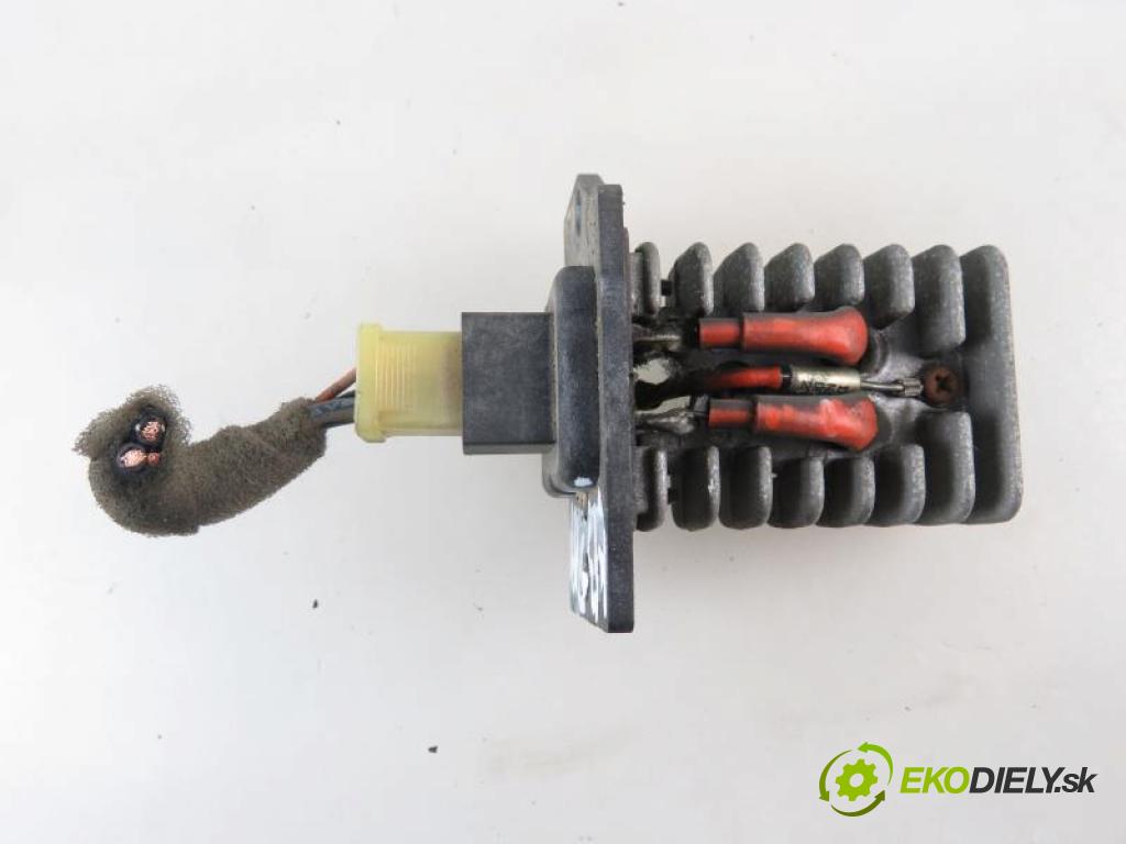 HYUNDAI TRAJET 2.0 CRDI D4EA manual 5 stupňová 83 kW 113 km  rezistor / reostat topení MJ11032/BM0509 (Odpory topení)