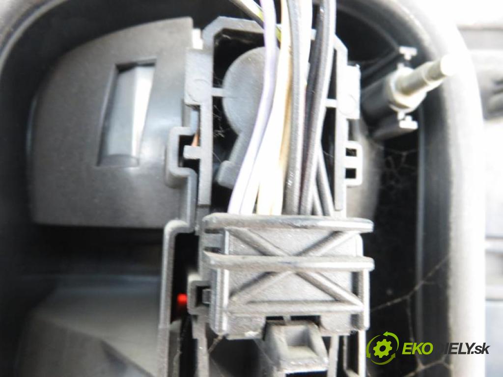 RENAULT LAGUNA I FL osvětlení SPŽ - 2X konektor konektor 2X 4-pin,