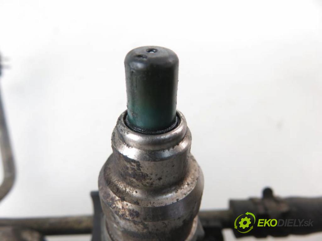 DAIHATSU FEROZA 1.6 I 16V HD-E manual 5 stupňová 4X4 70 kW 95 km  Lišta vstrekovacia 2328087105 (PALIVOVÝ SYSTÉM)