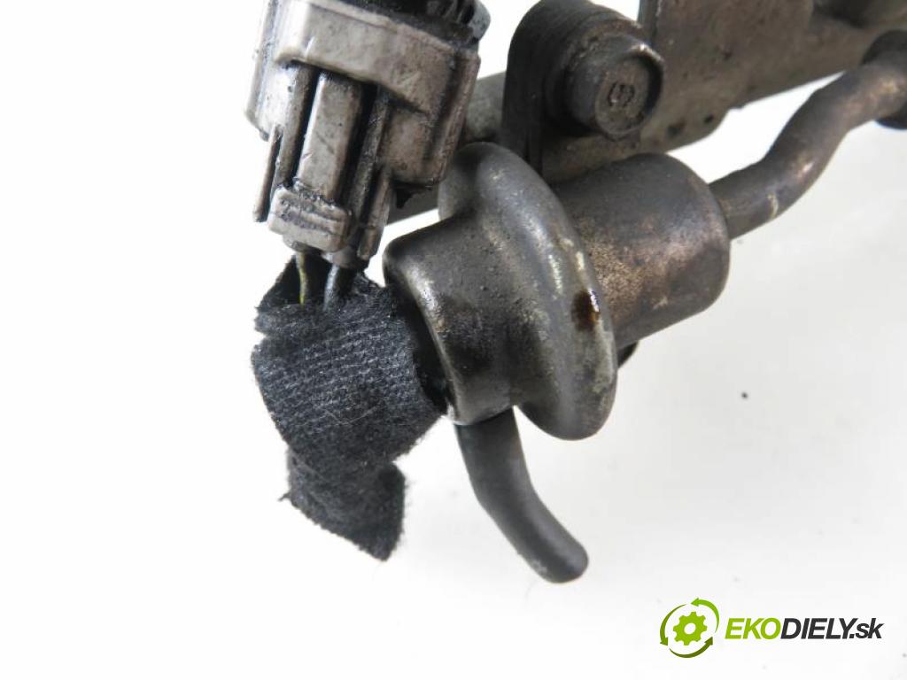 DAIHATSU FEROZA 1.6 I 16V HD-E manual 5 stupňová 4X4 70 kW 95 km  Lišta vstrekovacia 2328087105 (PALIVOVÝ SYSTÉM)