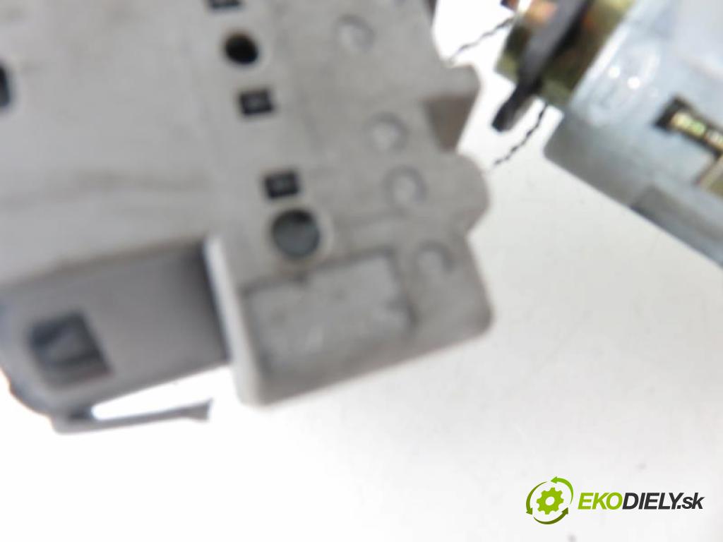 FORD MONDEO MK3 III 2.0 16V CJBB, CJBA manual 5 stupňová 107 kW 146 km  spínačka UC592300A/98AB11572BE (Spínací skříňky a klíče)