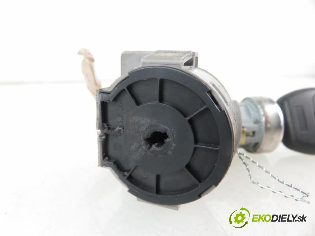 FORD MONDEO MK3 III 2.0 16V CJBB, CJBA manual 5 stupňová 107 kW 146 km  spínačka UC592300A/98AB11572BE (Spínací skříňky a klíče)