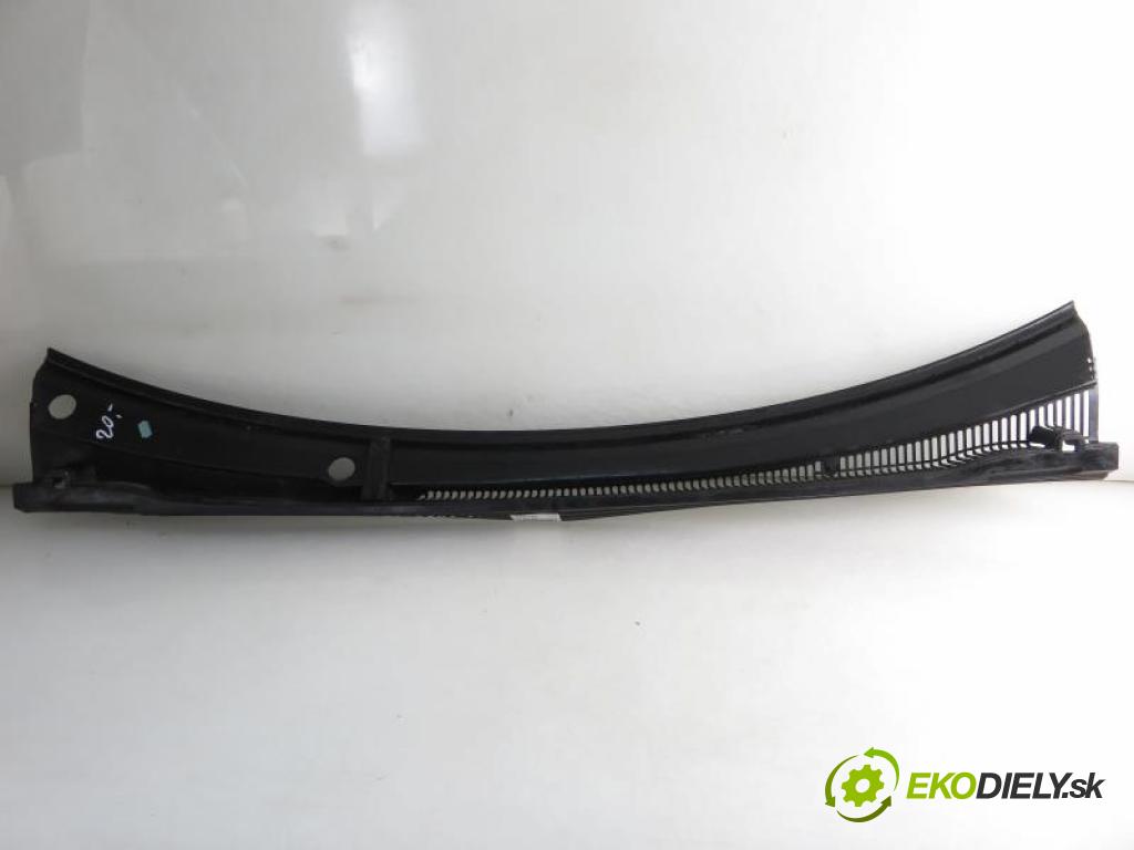 FORD FIESTA MK6 VI FL 1.4 TDCI F6JB manual 5 stupňová 50 kW 68 km  torpédo plast pod čelní okno 2S61A02228AD (Torpéda)