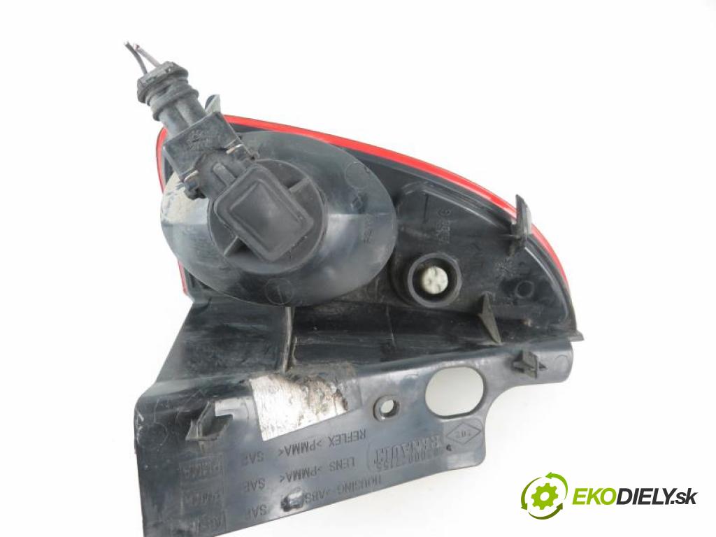 RENAULT GRAND ESPACE IV FL1 2.0 dCi (JK03,JK04) M9R 760,M9R 761,M9R 762,M9R 763,M9R 815,M9R 859,M9R 812 manual 6 stupňová 127 kW 173 km  světlo 8200027155 (Světla zadní)