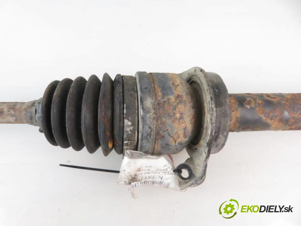 MERCEDES BENZ A W168 1.6 A 160 (168.033,168.133) M 166.960 automatic 5 stupňová 75 kW 102 km  Poloos PP  (Poloosy)