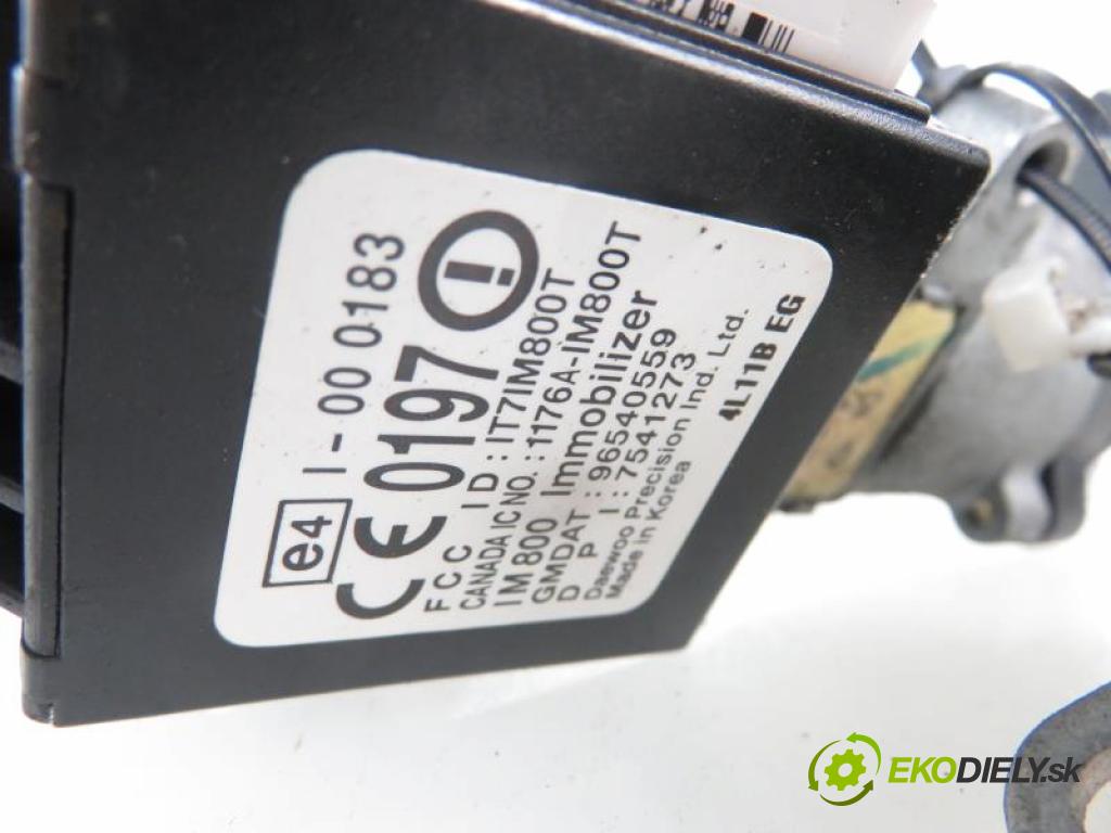 CHEVROLET KALOS AVEO T200 1.2 8V B12S1 manual 5 stupňová 53 kW 72 km  spinačka / zámky IT7IM800T/1176AIM800T/96540559 (Spínacie skrinky a kľúče)