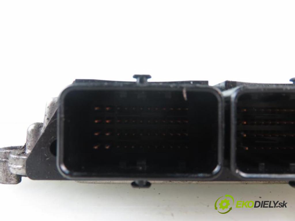 RENAULT GRAND ESPACE IV FL1 2.0 dCi (JK03,JK04) M9R 760,M9R 761,M9R 762,M9R 763,M9R 815,M9R 859,M9R 812 manual 6 stupňová 127 kW 173 km  řídící jednotka motora 0281014083/1039S13922/8200560320