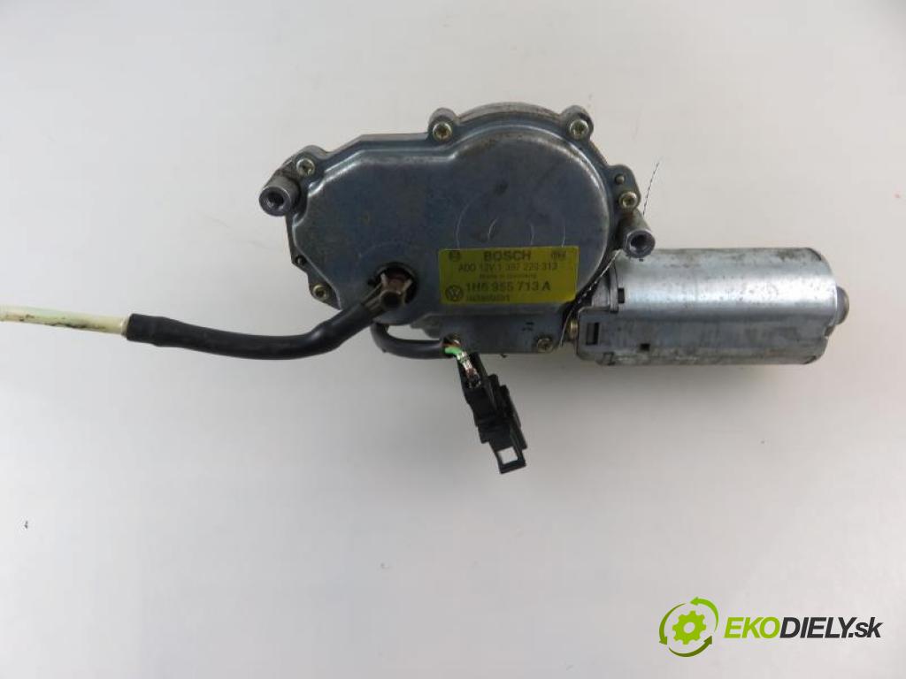 VW GOLF III 3 1.8 AAM manual 5 stupňová 55 kW 75 km  Motorček stierače zad. 1397220313/1H6955713A (Motorčeky stieračov predné)