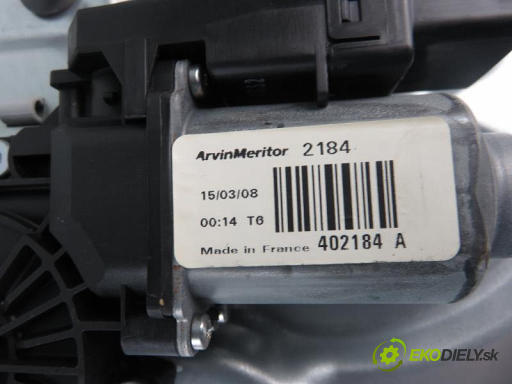 KIA PRO CEED I (ED) 2.0 CRDI 140 D4EA-F manual 5 stupňová 103 kW 140 km  Mechanizmus okien - 3D 824801H370/402184A (Mechanizmy sťahovania okna)