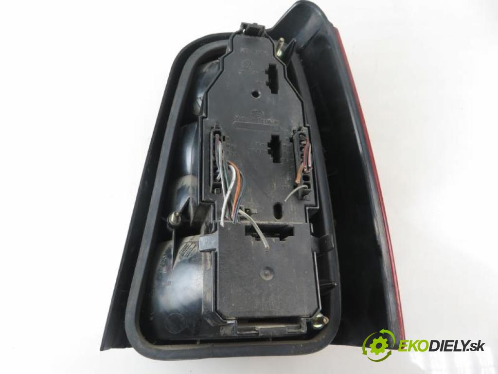 VW GOLF III 3 1.9 TD,GTD AAZ manual 5 stupňová 55 kW 75 km Svetlo ľavé zadné (Svetlá zadné)