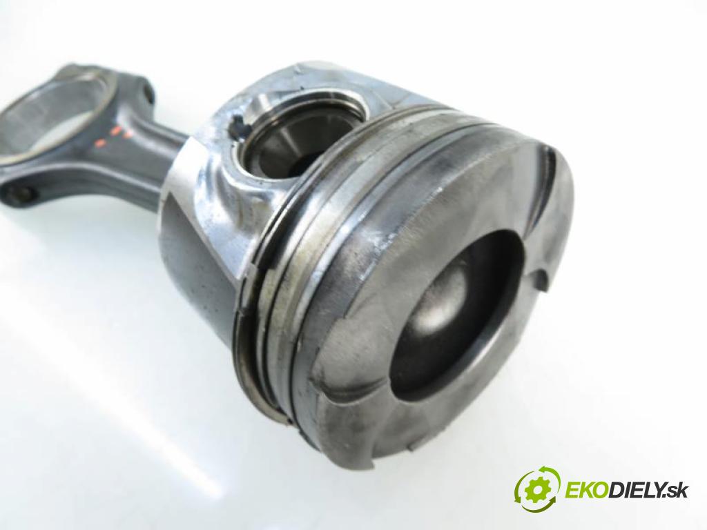 MERCEDES BENZ M W163 ML 400 CDI (163.128) OM 628.963 manual 5 stupňová 4X4 184 kW 250 km  piest  (Piesty)