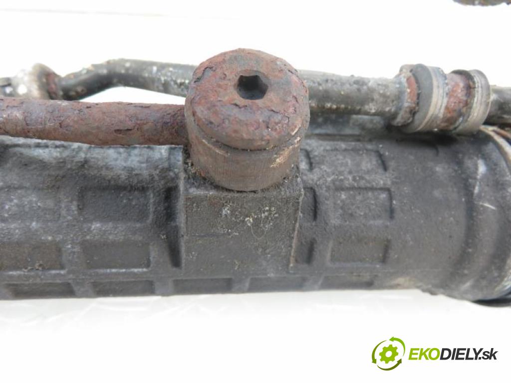 MERCEDES BENZ A W168 1.4 A 140 (168.031, 168.131) M 166.940 manual 5 stupňová 60 kW 82 km  Riadenie ze riadením  (Riadenia)