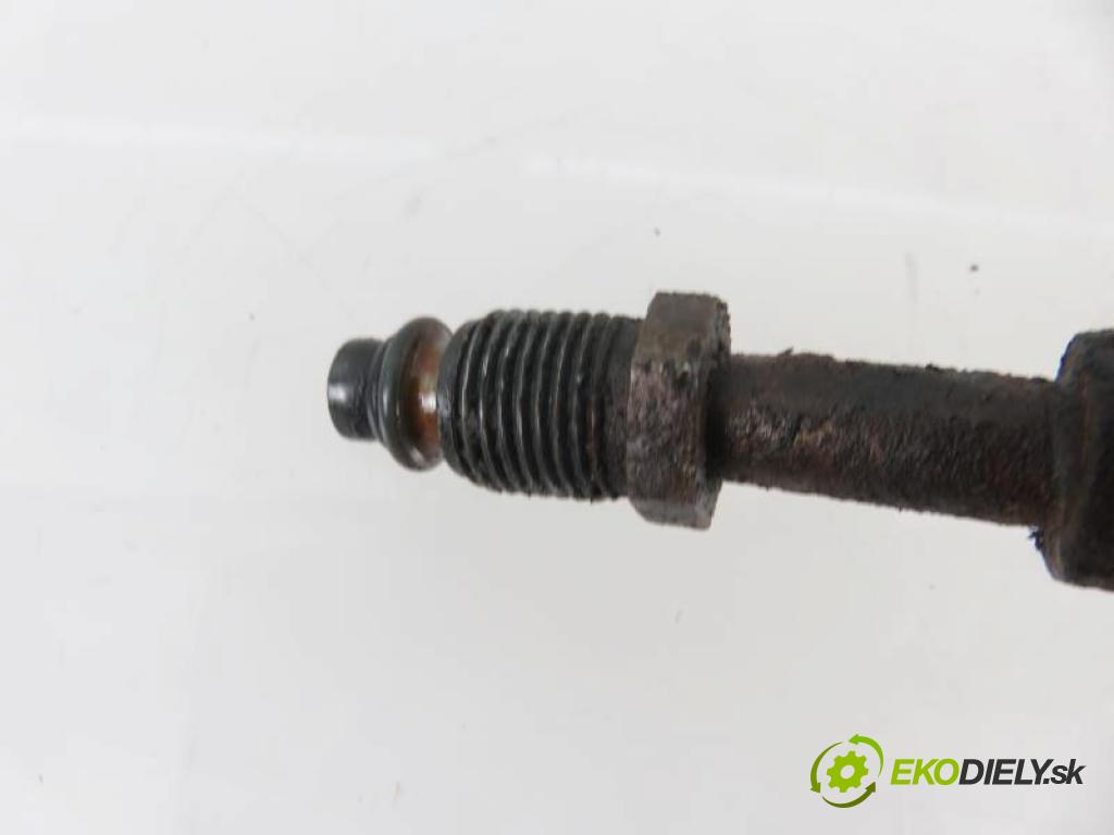 MERCEDES BENZ A W168 1.4 A 140 (168.031, 168.131) M 166.940 manual 5 stupňová 60 kW 82 km  Riadenie ze riadením  (Riadenia)