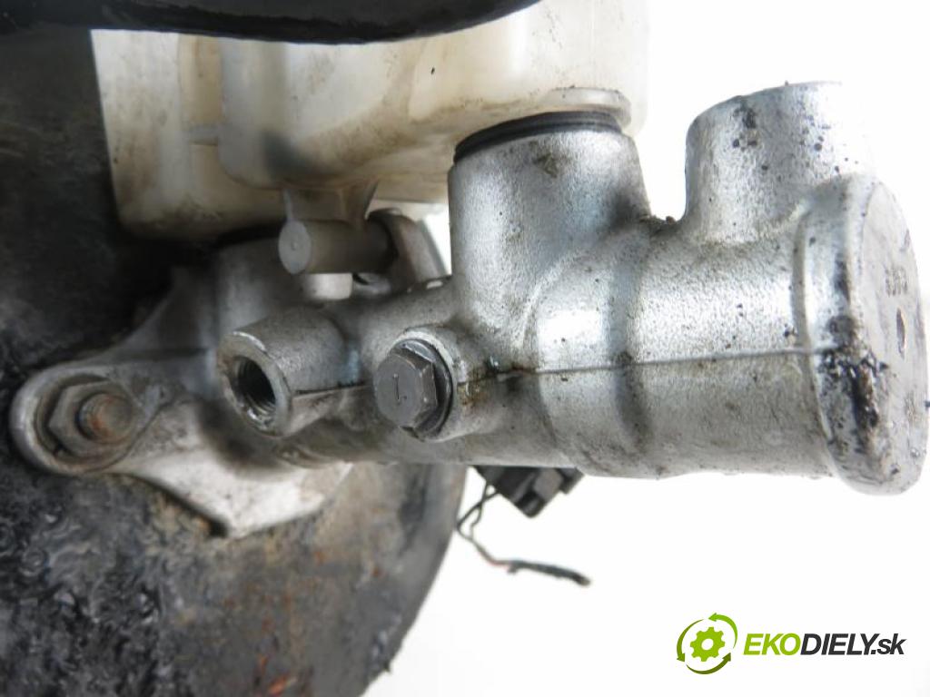 MAZDA 323 F VI (BJ) 1.5 16V ZL05, ZL06 manual 5 stupňová 65 kW 88 km  Posilovač 86204921 (Posilňovače bŕzd)