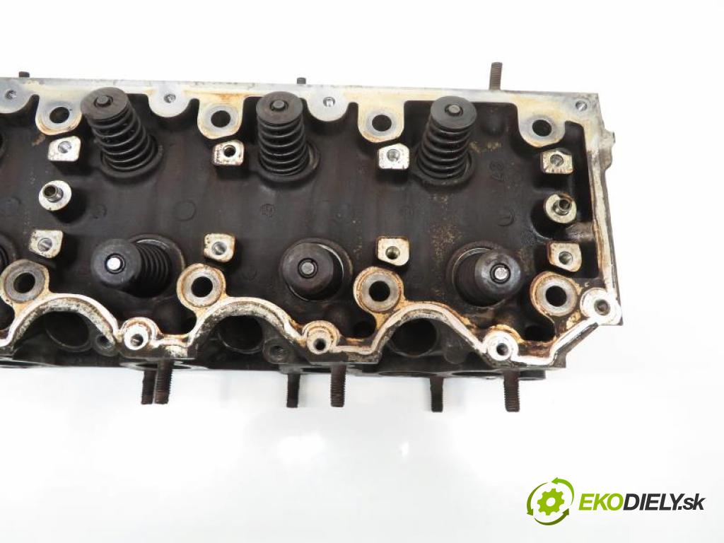 MERCEDES BENZ A W168 1.4 A 140 (168.031, 168.131) M 166.940 manual 5 stupňová 60 kW 82 km  hlava R1660160301 (Hlavy valcov)