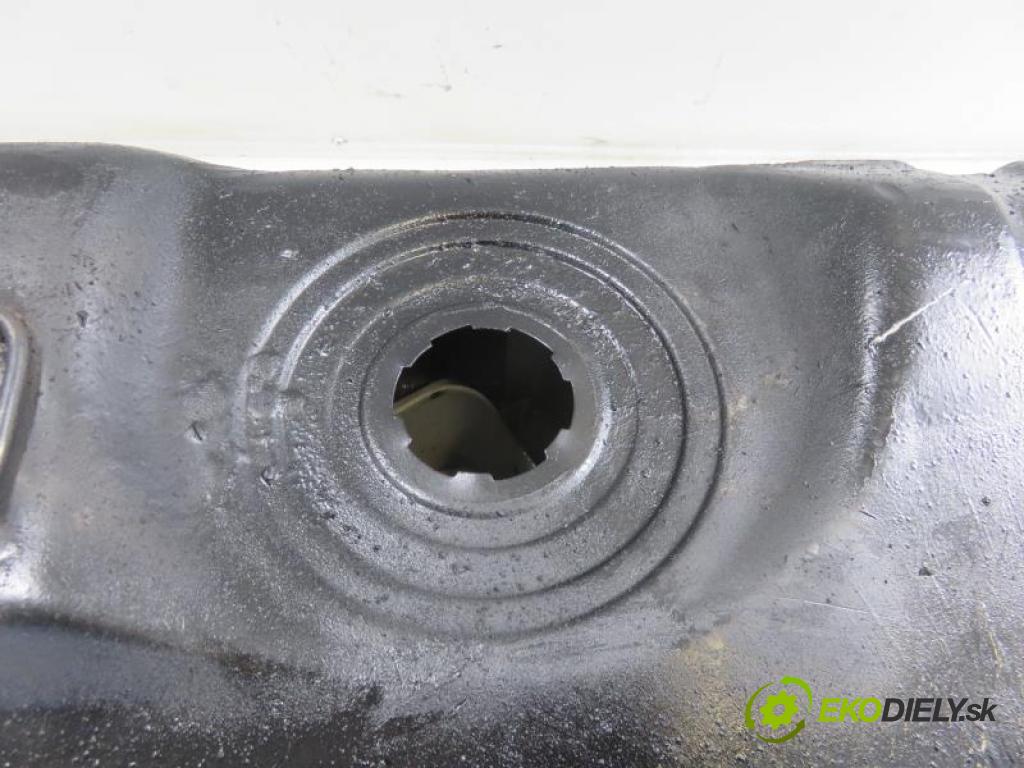 FORD ESCORT MK7 VII 1.8 TD RFD, RFK manual 5 stupňová 66 kW 90 km  Nádržka paliva diesel  (Nádrže)