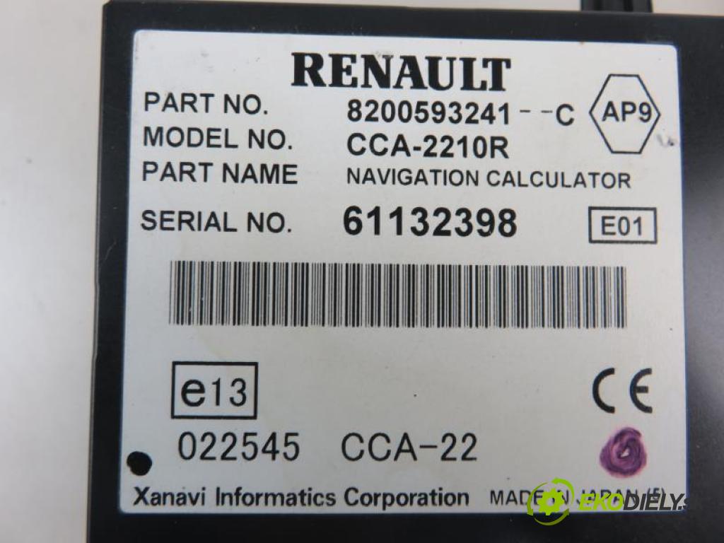 RENAULT GRAND ESPACE IV FL1 2.0 dCi (JK03,JK04) M9R 760,M9R 761,M9R 762,M9R 763,M9R 815,M9R 859,M9R 812 manual 6 stupňová 127 kW 173 km  CZYTNIK navigácie 8200593241C (GPS navigácie)