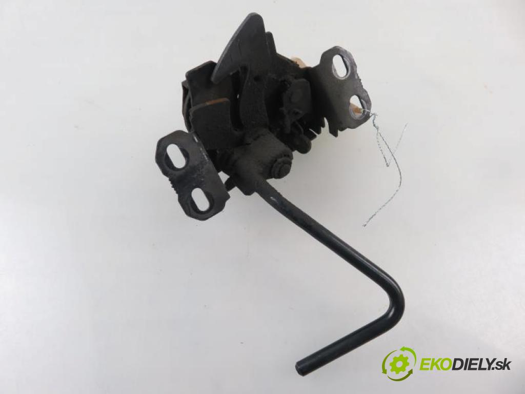 MERCEDES BENZ A W168 1.4 A140 (168 031,168 131) M 166 940 manual 5 stupňová 60 kW 82 km  zámok kapoty A1688800160 (Zámky)