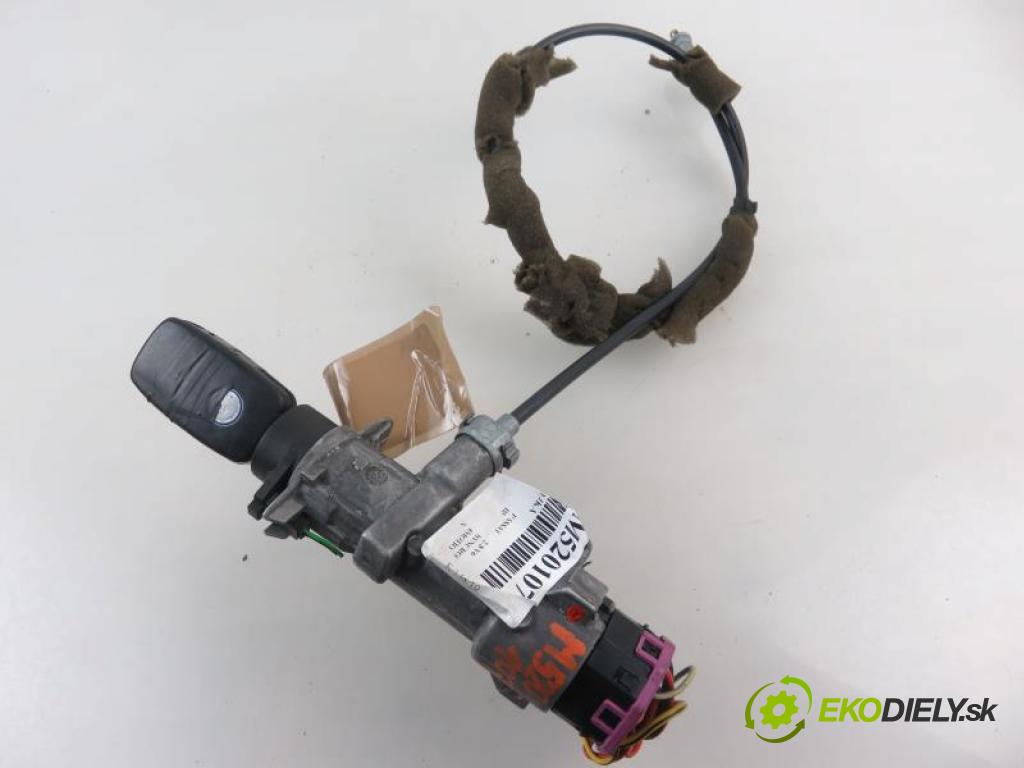 VW PASSAT B5 2.8 V6 SYNCRO/4MOTION AQD, ACK, AHA, ALG, APR automatic 5 stupňová Tiptronic 142 kW 193 km  spínačka 4B0905851 (Spínací skříňky a klíče)