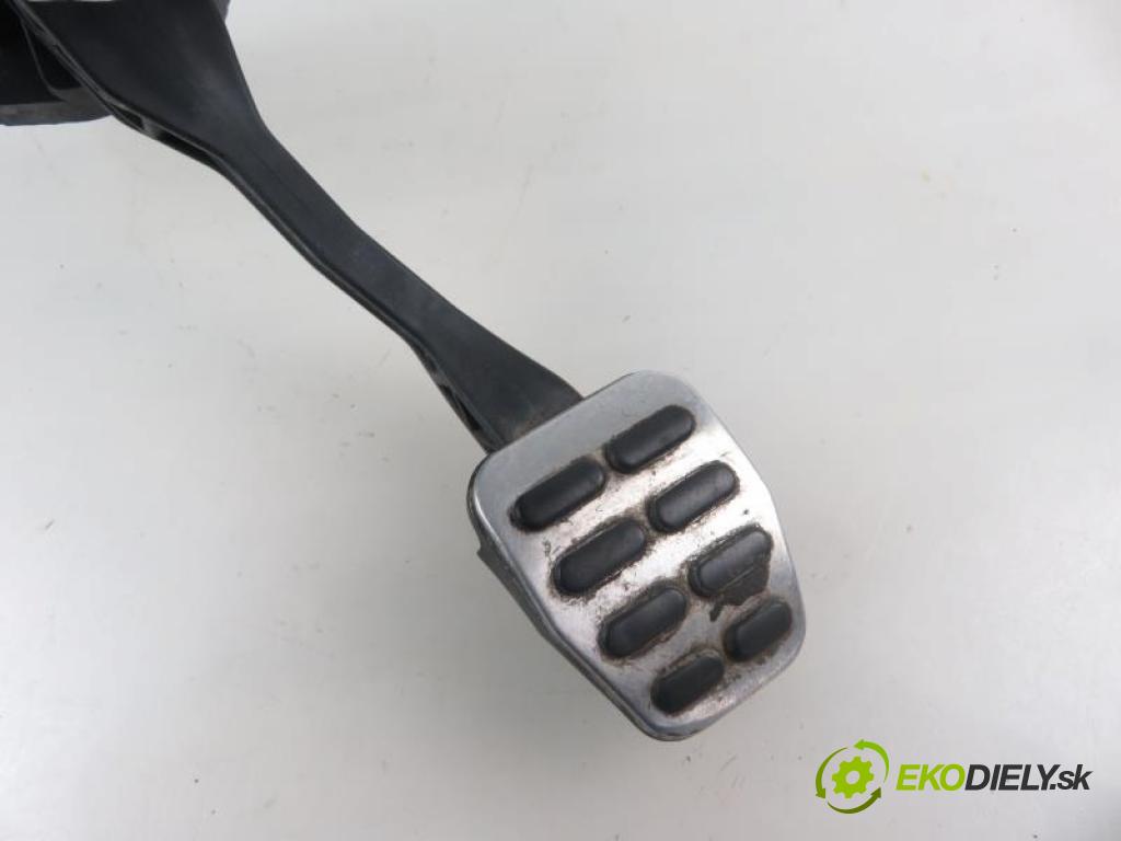 SKODA OCTAVIA II 2.0 TDI RS BMN, CEGA manual 6 stupňová 125 kW 170 km  PEDAL spojky 1K2721059CE/1K0721756/1K2721318B (Pedále)