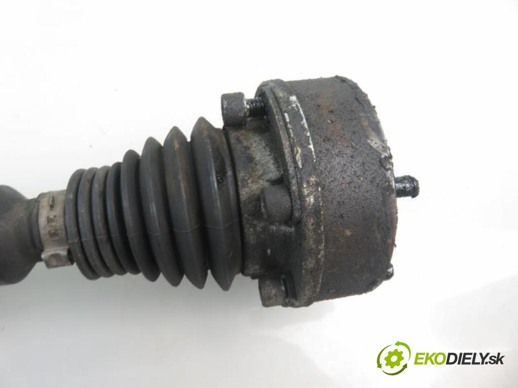 VW PASSAT B6 1.9 TDI BKC, BXE, BLS manual 5 stupňová 77 kW 105 km  Poloos PP  (Poloosy)