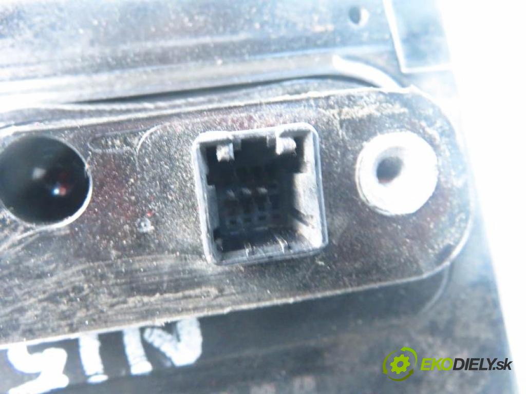 HYUNDAI H1 II    TQ 2.5 CRDI D4CB manual 5 stupňová 81 kW 110 km  Spätné zrkadlo -  (Auto-moto)