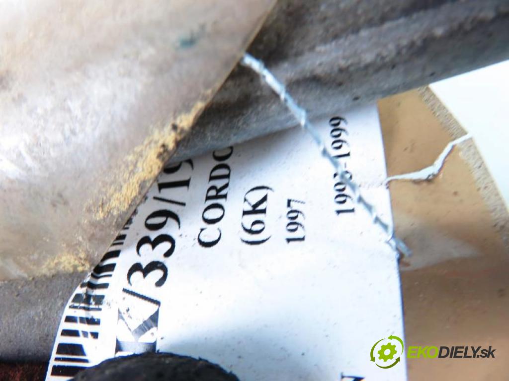 SEAT CORDOBA I (6K) 1.4 I ABD, AKV, APQ, AEX manual 5 stupňová 44 kW 60 km  - Motorček stieračov 1L0955119/9390332376/6K1955023A (Ostatné)