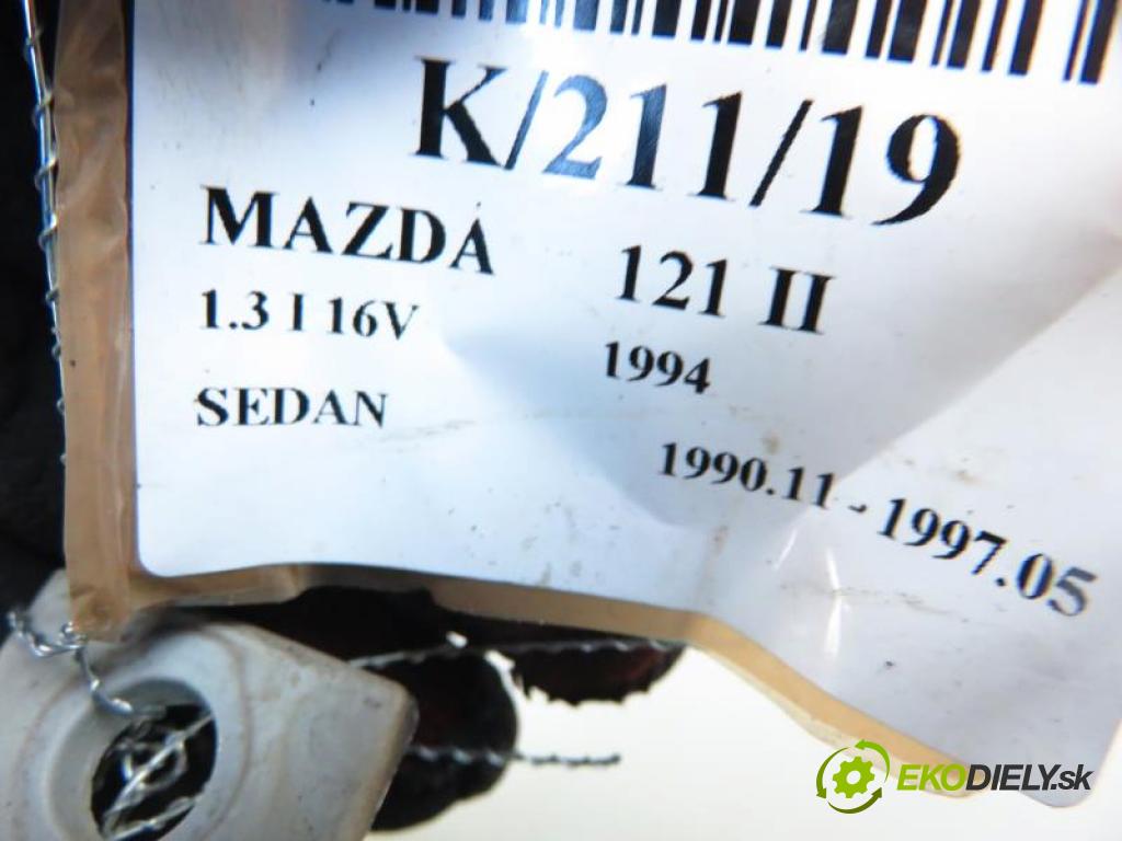 MAZDA 121 II 1.3 I 16V B3 (16V) manual 5 stupňová 53 kW 72 km  Svetlo PP  (Svetlá predné)