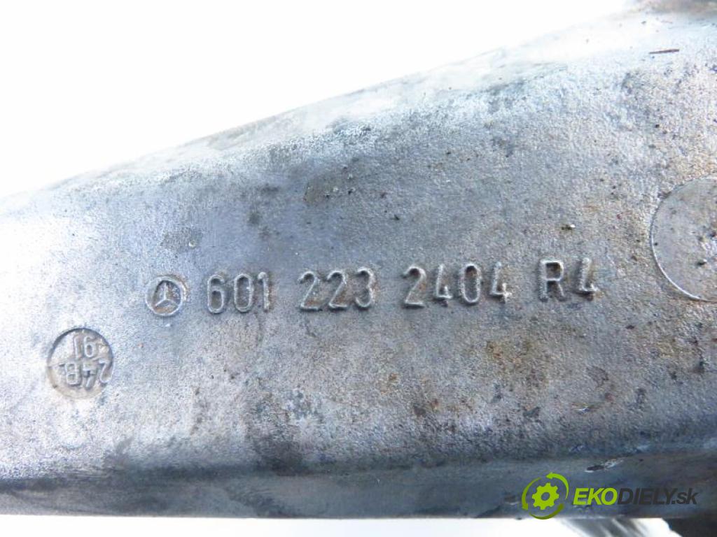 MERCEDES BENZ T1/TN 410 D (611.467, 611.468) OM 602.940 manual 5 stupňová 70 kW 95 km  Uchytenie Motor 6012232404/6012232404R4 (Držiaky motora)