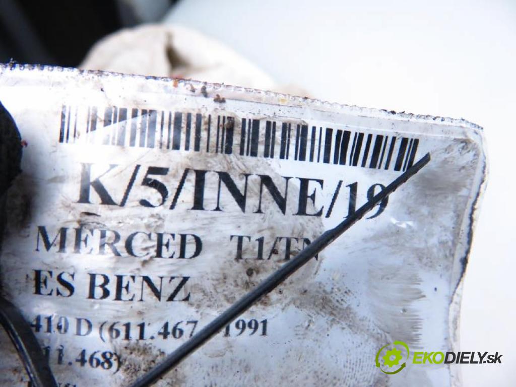 MERCEDES BENZ T1/TN 410 D (611.467, 611.468) OM 602.940 manual 5 stupňová 70 kW 95 km  Uchytenie Motor 6012232304/60122323040G1 (Držiaky motora)