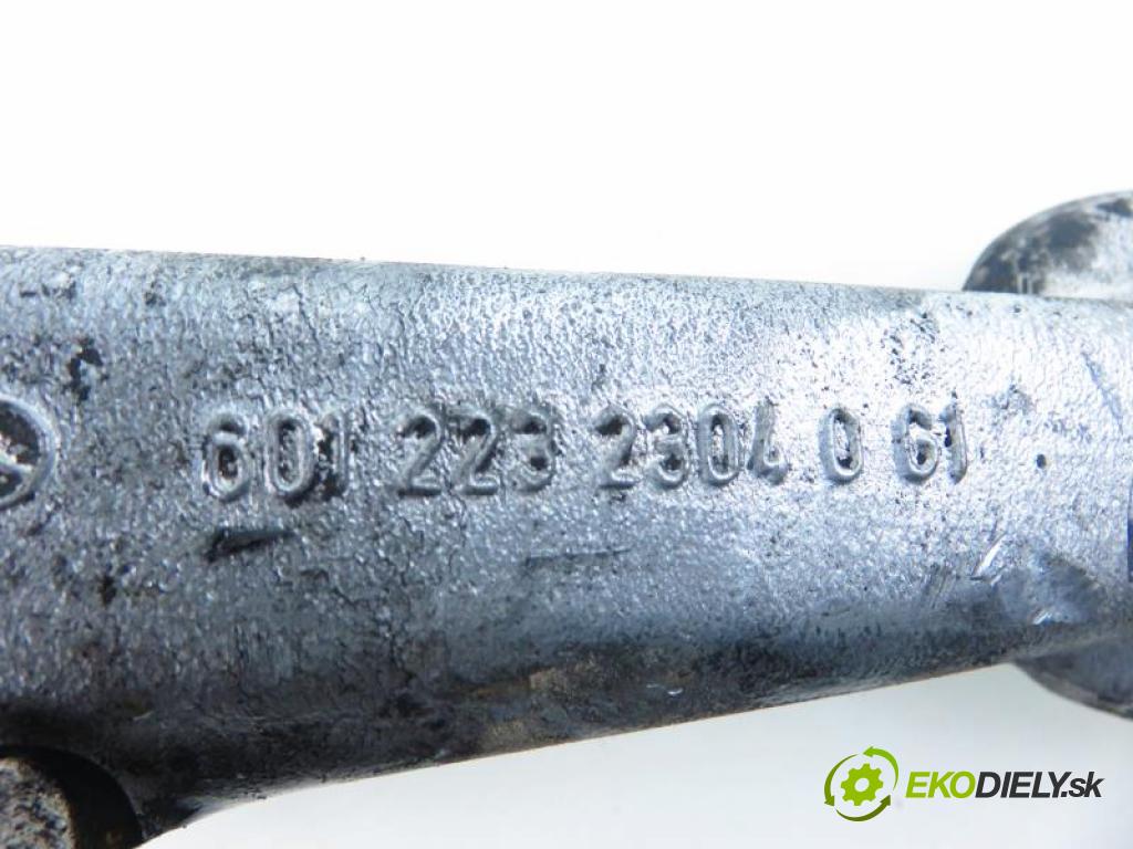 MERCEDES BENZ T1/TN 410 D (611.467, 611.468) OM 602.940 manual 5 stupňová 70 kW 95 km  Uchytenie Motor 6012232304/60122323040G1 (Držiaky motora)