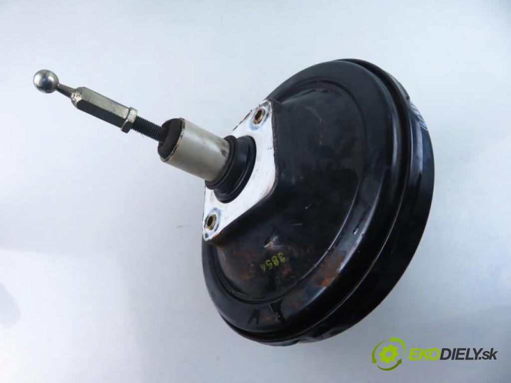 VW PASSAT B5 FL 1.9 TDI PD AVB manual 5 stupňová 74 kW 101 km  Posilovač 8D2612105A (Posilňovače bŕzd)