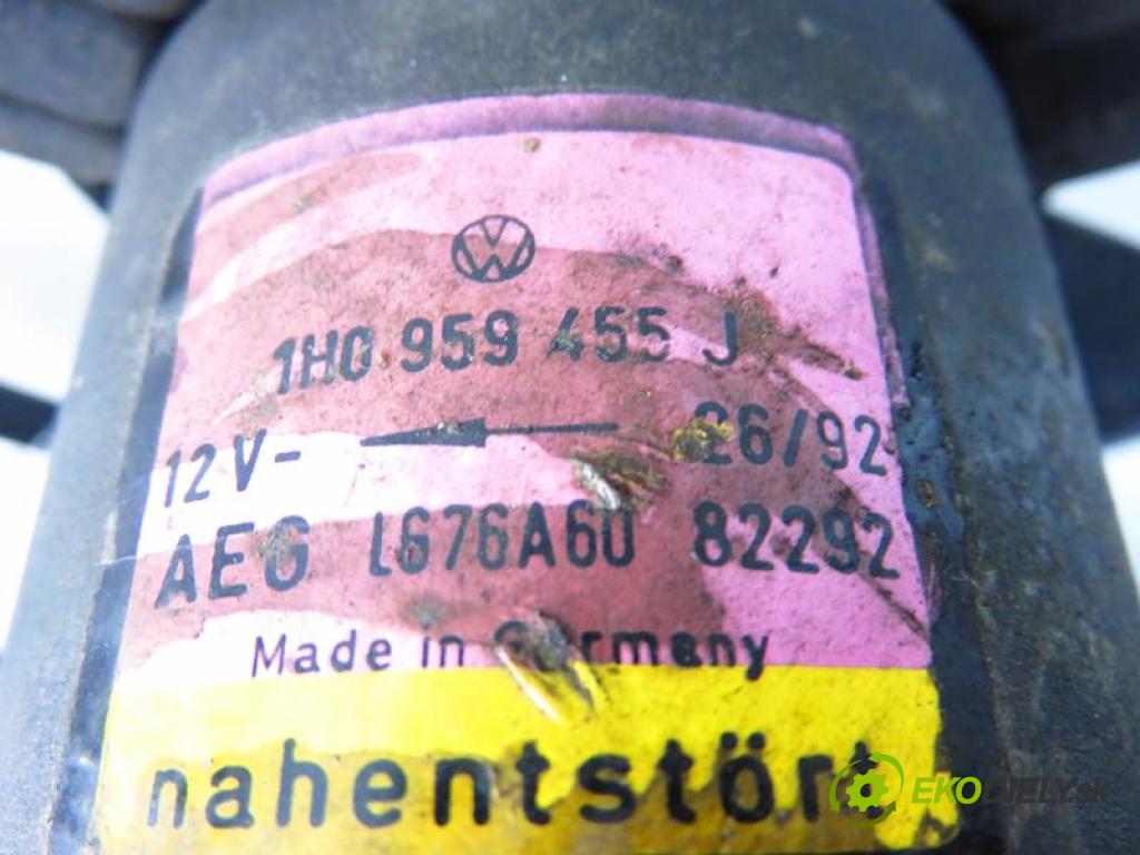 VW GOLF III 3 1.9 TD,GTD AAZ manual 5 stupňová 55 kW 75 km  Ventilátor chladič vody 1H0959455J (Ventilátory)