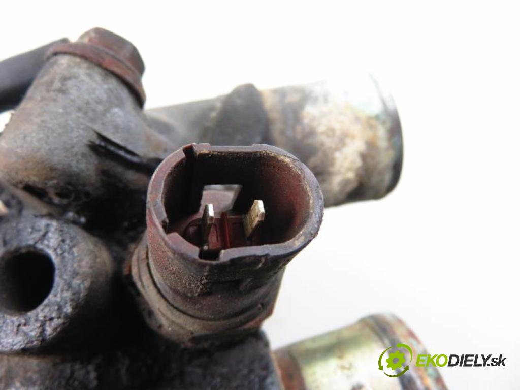 RENAULT MASTER II 2.8 DTI S9W 702 manual 5 stupňová 84 kW 114 km  Obal termostatu 99471305 (Príruby, termostaty a obaly termostatov)