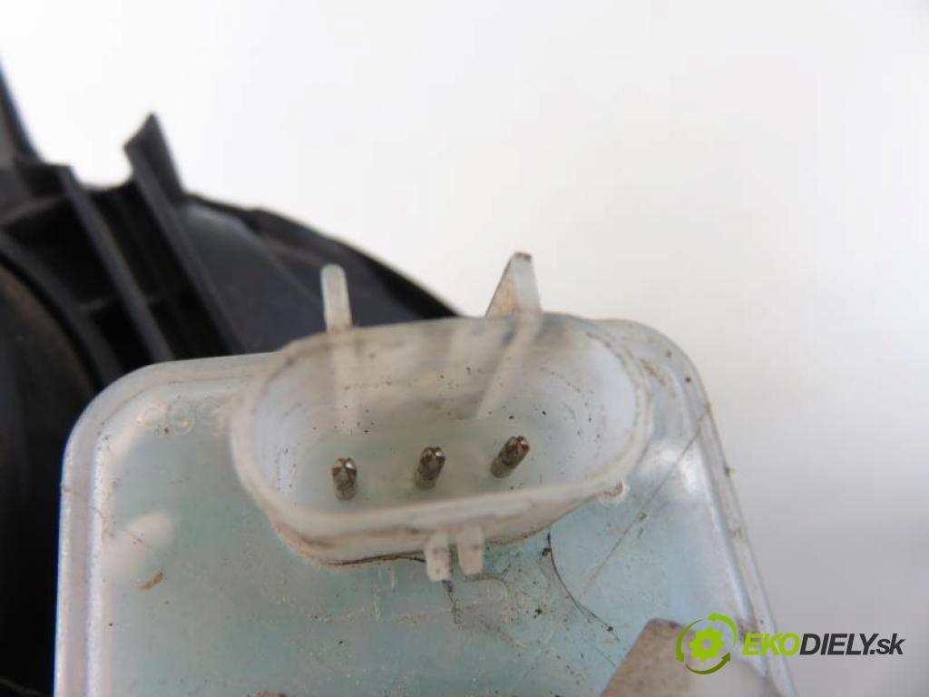 DAEWOO MATIZ M100 0.8 F8CV manual 5 stupňová 38 kW 52 km  Svetlo PP  (Svetlá predné)