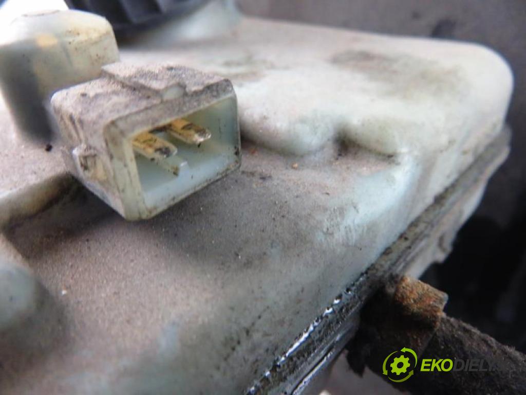 MERCEDES BENZ SPRINTER I 3-T (903) 2.3 D 308 D OM 601.943 manual 5 stupňová 58 kW 79 km  Posilovač B358281/A0004306408/A0024312702 (Posilňovače bŕzd)