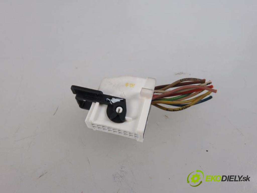 PEUGEOT PARTNER II 1.6 HDI 9HZ (DV6TED4) manual 5 stupňová 80 kW 109 km  prístrojovka elektrický 9665983480/503001315606/555001310102 (Přístrojové desky, displeje)