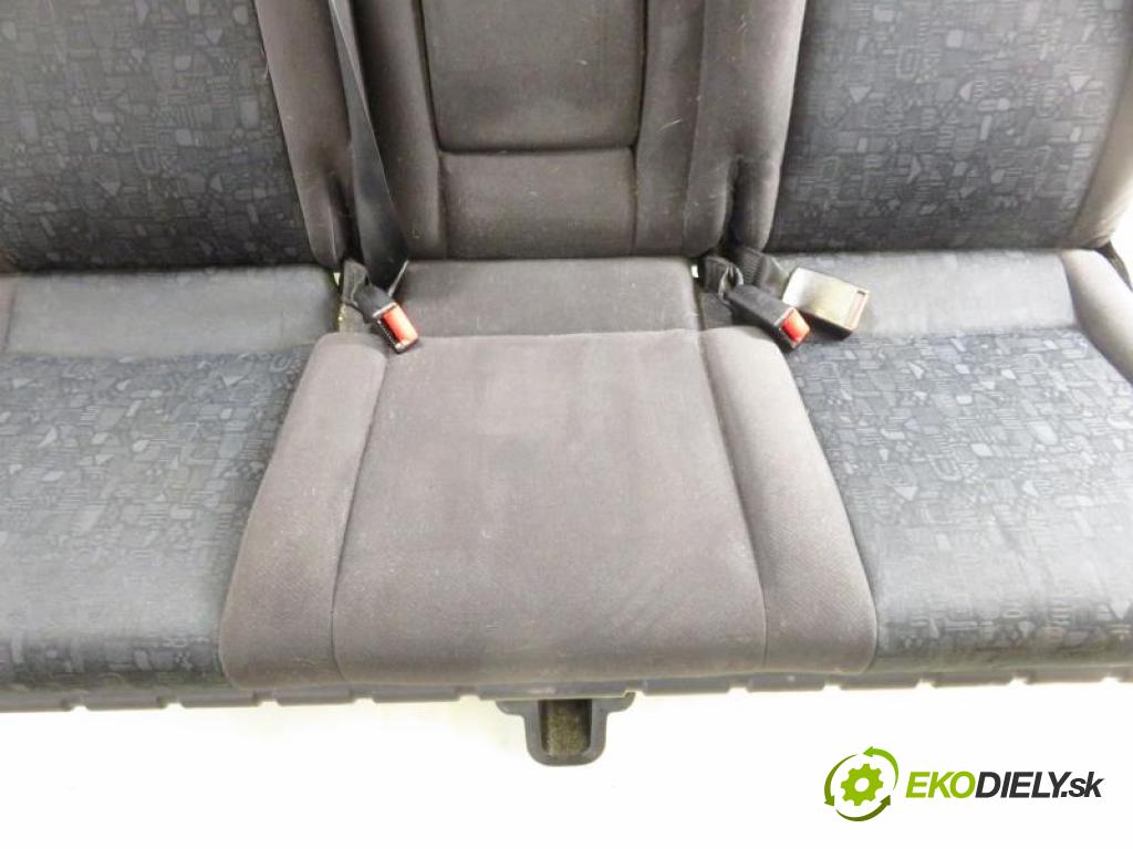 OPEL ZAFIRA A 2.0 DTI 16V Y 20 DTH manual 5 stupňová 74 kW 101 km  sedadlo zadní část  (Sedačky, sedadla)