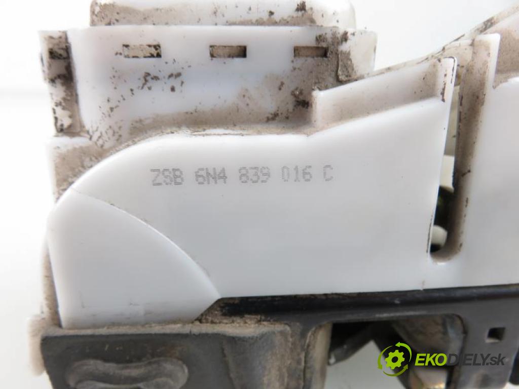 VW POLO III (6N2) FL 1.4 16V AUA,AHW,APE manual 5 stupňová 55 kW 75 km  zámok - 6N4839016C (Zámky)