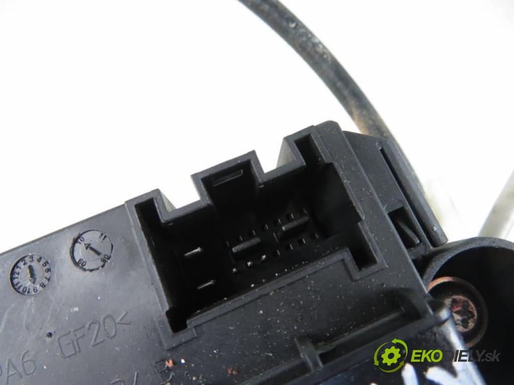 VW POLO V 1.2 TDI CFWA manual 5 stupňová 55 kW 75 km  mechanismus oken PTE 6R0959812G/0130822533/E850201008